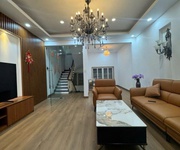 Nhà dân xây chắc chắn gần ngã tư sở- thanh xuân, 53m2, 5 tầng, mặt tiền 5m, ô tô đỗ cổng,view hồ,