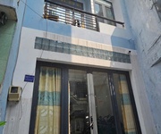 Bán tòa nhà 12 phòng tại nguyễn thượng hiền, p6,   6.4 x 17m , 4 tầng thang máy, tn 660tr/ năm mà