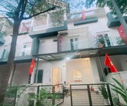 Biệt thự nghỉ dưỡng phú hữu 75m    nội thất cao cấp   shr   chỉ 5.4 tỷ