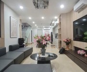 Phân lô nguyễn khang dt 66m2mt 4.2m 18 tỷô tô vào nhà1 bước ra phốkinh doanh tốt