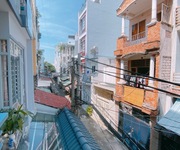 Bán nhà   âu dương lân- q.8 - p.rạch ông    nhà bán ngang 5m- hơn 11tỷ chút