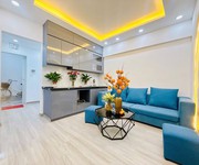 Bán căn hộ tập thể phố nguyễn chí thanh, đống đa, sd 60m2, 2pn, full nội thất ô tô đỗ   tiện ích
