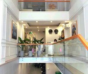 Bán khách sạn hầm 6 tầng - khu phan xích long, phú nhuận