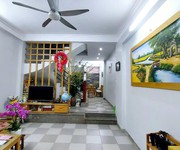 Nguyễn ngọc vũ59m2 x 4tmt 4m11.9 tỷngõ thôngnhà dân xây chắc chắnkd nhỏ