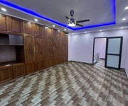 191 Tân Mai, 5 tầng ở ngay, cần tiền bán giá sốc