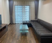Căn hộ Goldmark S2, 3 phòng ngủ, 104m. Nội thất cơ bản trang bị đầy đủ đẹp.