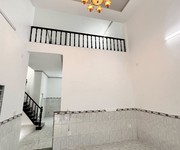 Nhà rộng rãi 6x12m, ngay ngã tư ga giáp gò vấp, giá rẻ tiện sửa chữa