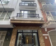 Bán nhà ngõ 106 hoàng quốc việt 50 m2, 6 tầng có thang máy, ngõ thông, 2 ô tô tránh