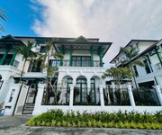 Duy nhất 1 suất ngoại giao liền kề đối diện vườn hoa, dt 60m2, xây 5 tầng 1 hầm, mt 4m, giá 5,8