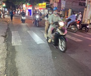 Bán nhà mặt tiền 4x20m giá 9,5 tỷ đường nguyễn văn quá