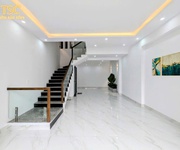 Nhà mặt đường nam pháp, 55m 4 tầng  giá 5.75 tỉ, đối diện nhà thờ
