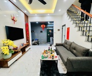 Nhà đẹp - ngõ thông - cách mặt phố 15m - kinh doanh online - sát công viên giá 5 tỷ 950 triệu