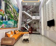 Nhà mặt tiền, 4 lầu, ô tô vào nhà, full nội thất, giá tốt