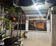 Bán nhà mặt tiền kinh doanh đa ngành nghề,ngang khủng 8,5m,gần chợ xóm vắng