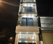 Hơn 4 tỷ nhà dân xây cạnh nhổn, ô tô 7 chỗ đỗ cửa, 5 ngủ