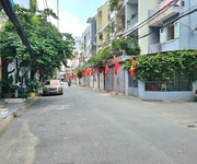 Bán nhà hxh 10m đường hoàng hoa thám, ngay nhà ga t3, 4.4x14.5m, 3 tầng, 11.9 tỷ.