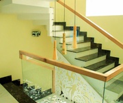 Chủ cần bán nhà quận 10 p14 đường 3/2