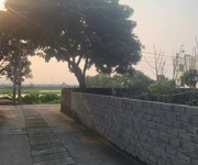 Sở hữu ngay lô đất mặt hồ quỳnh chân chỉ với 21 triệu/m ,150m2. cách công viên nước sunworld 500m