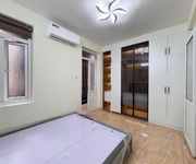 Bán nhà đê la thành nhỏ   gần phố- mặt tiền khủng .dt 24/28m2 5 tầng giá chỉ 5.6 tỷ
