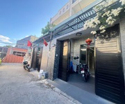 Bán nhà 3 tầng đẹp 91m2, ngay CD Công Thương Q9, hẻm oto 7 chỗ, 7.x tỉ