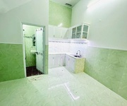 2 Bán nhà phố đường trường chinh