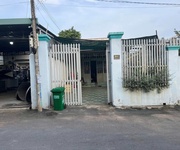 Bán Gấp Nhà 96m2 Đường Nhựa 7m gần Chợ Việt Kiều giá 620 Triệu có SHR