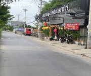 Giảm sốc cho lô đất mặt tiền thạnh lộc 13, 4.2x25m, sát uỷ ban phường