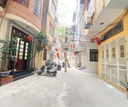 Thái thịnh-chỉ quanh 5 tỷ-dt38m- lô góc-2 thoáng-10m ô tô tránh- full nội thất nhập khẩu