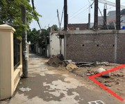 Trong tháng 4 này. Chính chủ cần sang tên lô 34m. Miêu Nha, Nam Từ Liêm, Hà Nội.