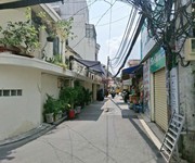 Nhà quận 7    kết cấu nhà: mt đang kinh doanh gồm trệt, lầu, st, gồm 2pn, 2wc, sân thượng, bếp,