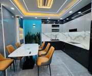 3 Nhà bán 61m2 giá 6 tỷ 590