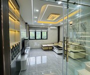 4 Nhà bán 61m2 giá 6 tỷ 590