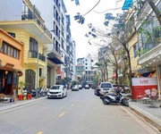 Tòa building 9 tầng mặt phố hoàng văn thái - vỉa hè rộng - kd siêu đỉnh - 145m chỉ 45 tỷ