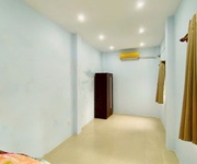 Giá mềm nhất quận phú nhuân : trần hữu trang 7.5 tỷ - dt: 14.5x2.56-kết cấu: 4 tầng btct, 7pn, 3wc.
