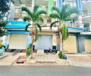Bán nhà mặt tiền, Quận 7 - Diện tích: 5m x 18.5m - Giá bán: 13 tỷ 800 triệu