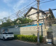 Bán Biệt Thự Đường Trần Văn Sắc Quận 2.DT:459m2.Giá 110 Tỷ