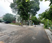 1 Lô góc  hoa khôi trong làng z153, uy nỗ đông anh nhỉnh 5 tỉ xíu xiu