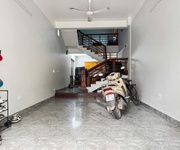 Bán nhà 3 tầng tổ 11, tt quang minh, mê linh. nhà mới, đầy đủ tiện nghi, 2 mặt thoáng