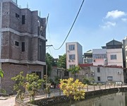 Trung tâm quận - view hồ sinh thái - ngõ thông kinh doanh - ô tô gần - lô góc.