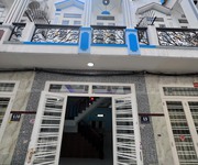 Bán nhà Hóc Môn 3 phòng ngủ