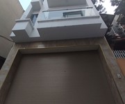 Nhà đẹp- mới ô tô vào nhà vào thang máy tư đình 64m2 x 5 tầng, mặt tiền 4.65m, 16.6 tỷ long biên.