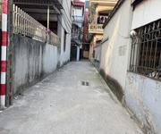 Cần bán 50,1m2 nhà cấp 4 ngõ 197 Phúc Lợi. Cách 20m ra đường thông ô tô, gần chợ   trường các cấp