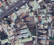 Bán mãnh đất có xưởng 300m và 1 căn nhà 1 lầu giấy tay và 02 kiốt đang cho thuê.
