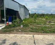Bán gấp 500m2 đất mặt tiền buôn bán  giá 570tr.