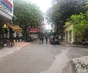 Bán nhà phố đỗ quang, cầu giấy, ô tô tránh 40m2 4 tầng 18 tỷ.