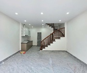 Chính chủ bán nhà thạch bàn - 40m2 - sau chợ - ô tô vào nhà - 6 tầng - full nt - hơn 6 tỷ