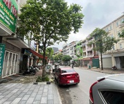 Bán nhà mặt phố 58m 6 tầng- vỉa hè kinh doanh  thang máy - view công viên. đường xe tải đua chỉ hơn