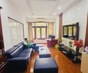Bán nhà lô góc, khu phân lô, vỉa hè ô tô tránh phố hoàng quốc việt, cầu giấy, 47m x 5t, 14 tỷ.