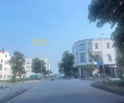 Bán đất thị trấn gia bình, bắc ninh. 110 m2   mt 4,5m   3,68 tỷ. ô tô tránh.