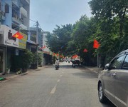 Vị trí kim cương  đường cô bắc  lâu đời nhất dĩ an. 120.5m. 14 tỷ. thương lượng.